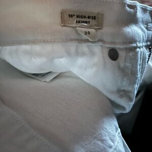White Madewell 10” High Rise Skinny Jeans Size 30. GUC. No stains.
